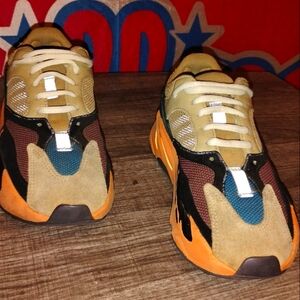 "Yeezy" Boost 700 Enflame   Amber Youth Size 4.5  Great Condition!